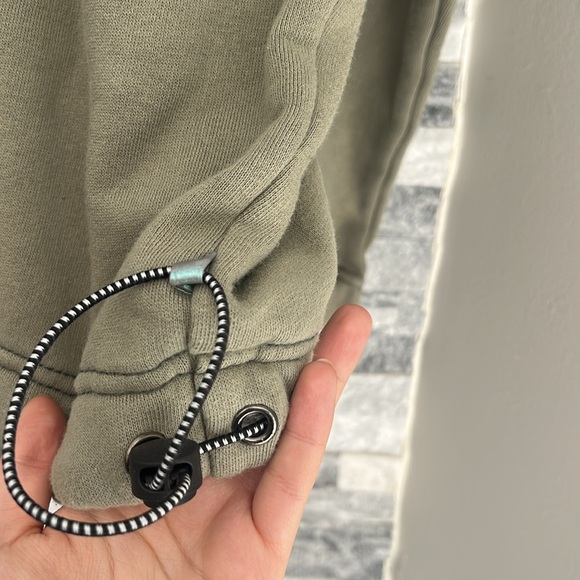 New!! Free people movement women's holographic half zip pullover sweatshirt - Picture 4 of 6